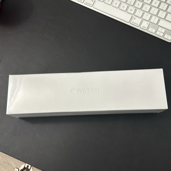 Apple Watch Series 5 (GPS,44MM) - Space Gray Aluminum Case with Black Sport Band - Picture 10 of 12